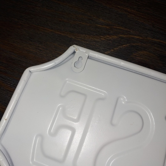 Rustic Farmhouse Sign - Picture 2 of 2